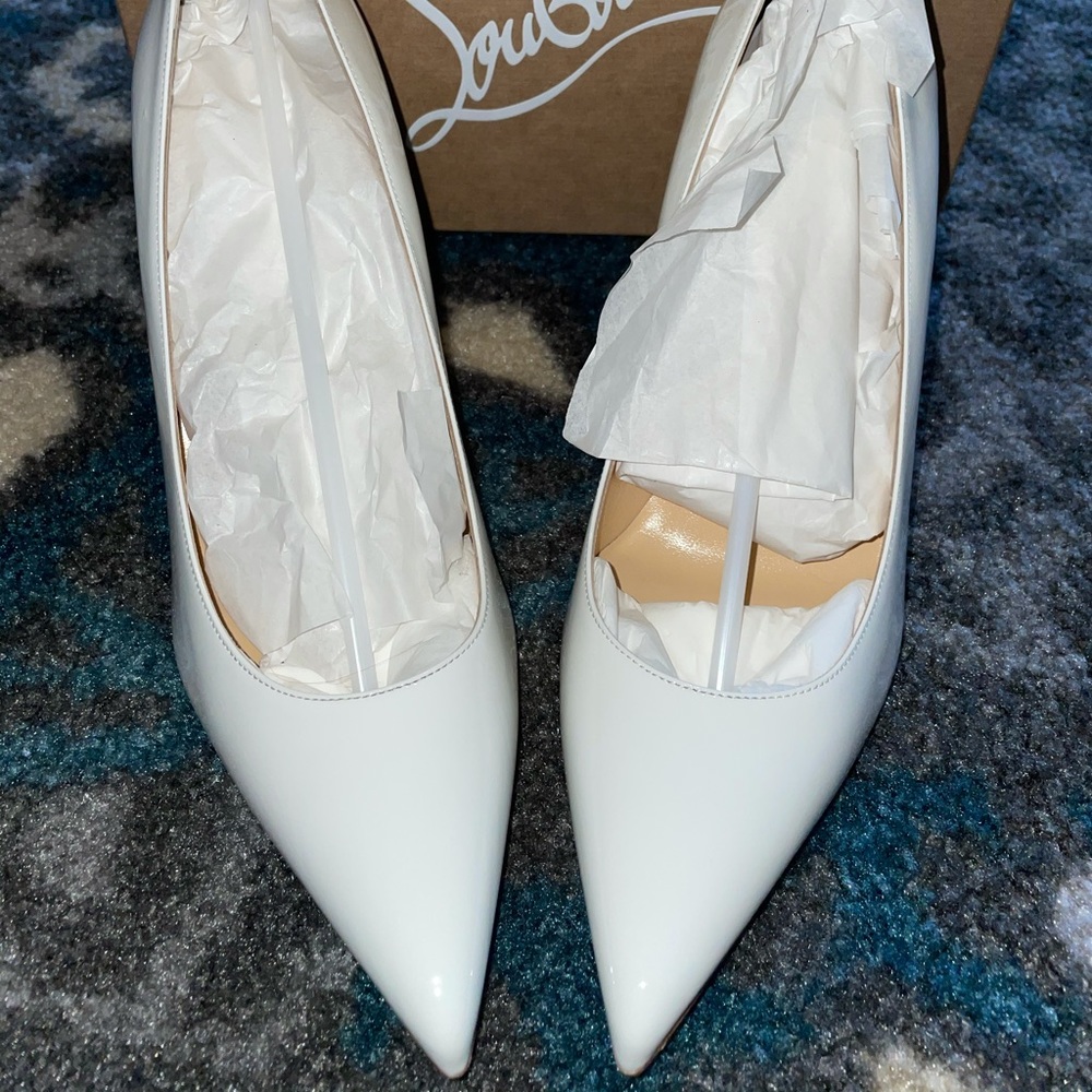 ***SOLD*** Louboutin Kate 85 Patent